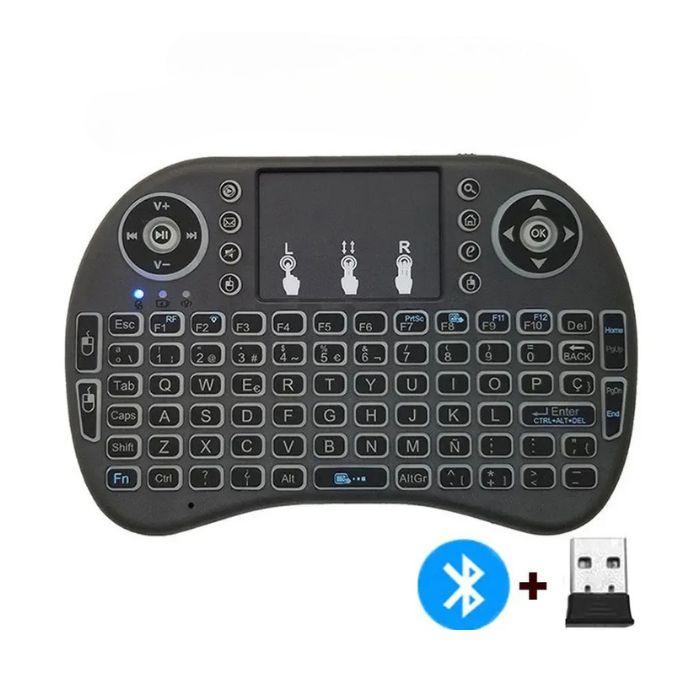 El miniteclado inalámbrico Bluetooth 2.4G con retroiluminación colorida y touchpad es la herramienta perfecta para controlar tu Android TV Box o PC de manera eficiente.